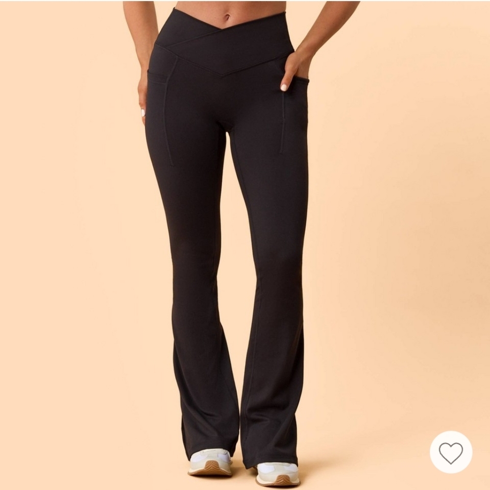 Blogilates Women's Crisscross High-Rise Flared Leggings - Small NWT